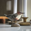Vogelbeeldje Waterspreeuw – Handgesneden Houten Decoratievogel | DecoBird Wildlife Garden