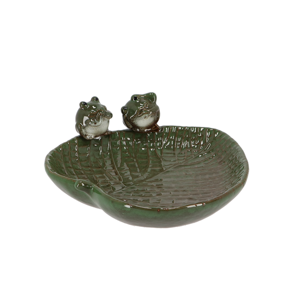 Grenouilles en céramique Birdbath sur feuille