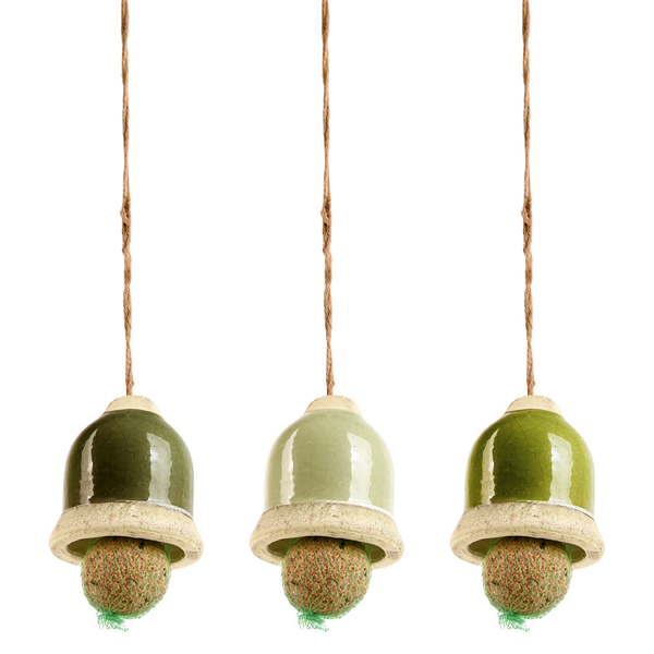 Verts nourrissant le cul de la cloche.