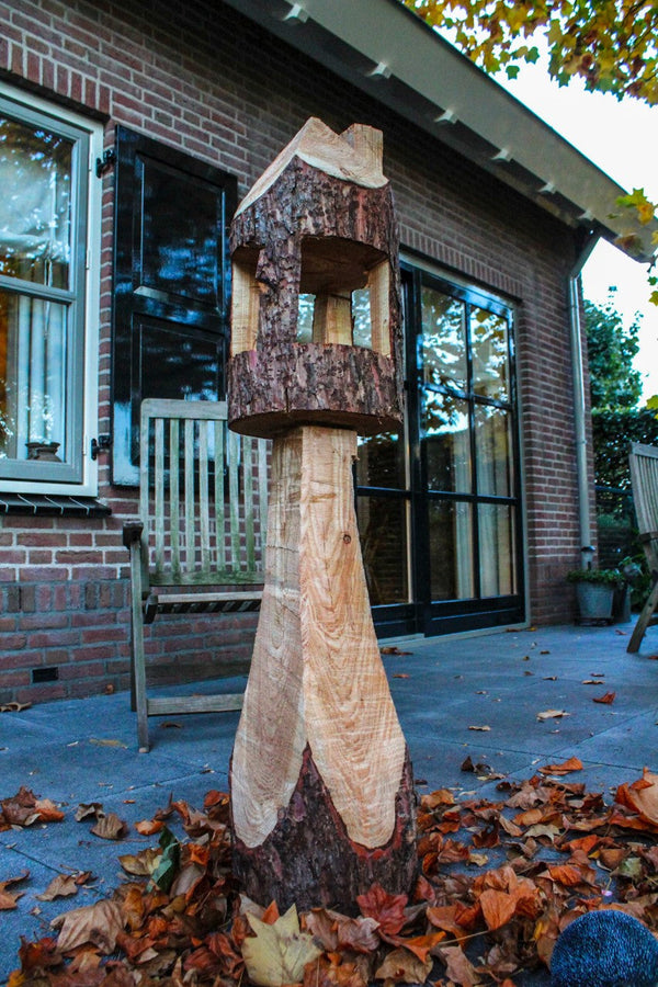 Voederhuis handgemaakt 120cm hoog